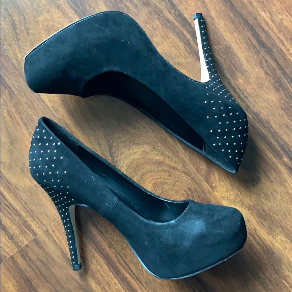 Mix No. 6 black high heels with gold detailing